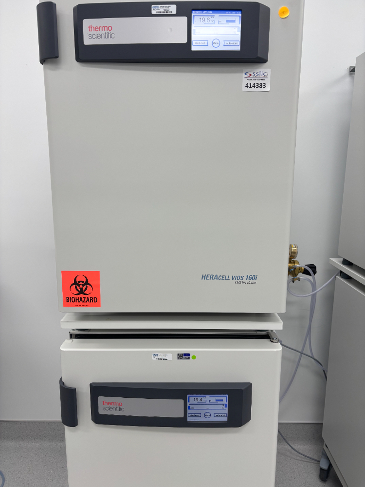 Image of Thermo HERAcell vios 160i Double Stack CO2 Incubator